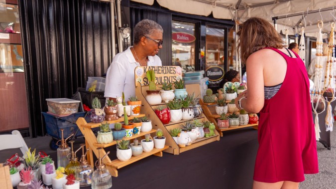 MANGOFEST-002
